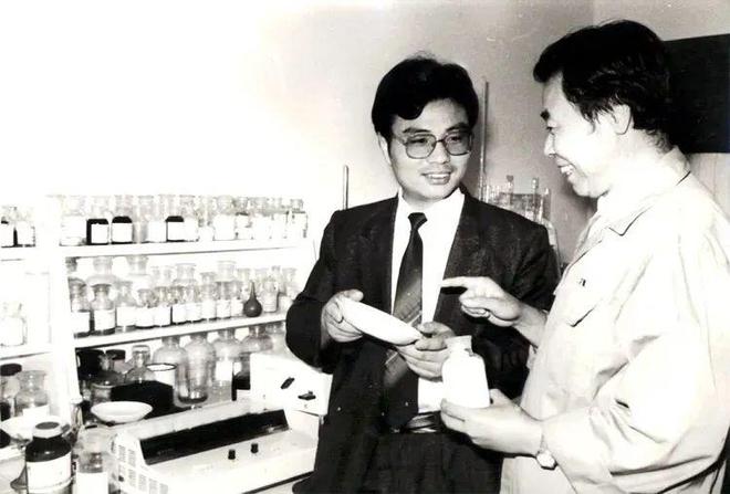 一勺盐浙江父子却靠它撑起一个千亿帝国CQ9电子网站花2000元冤枉钱买了(图17)
