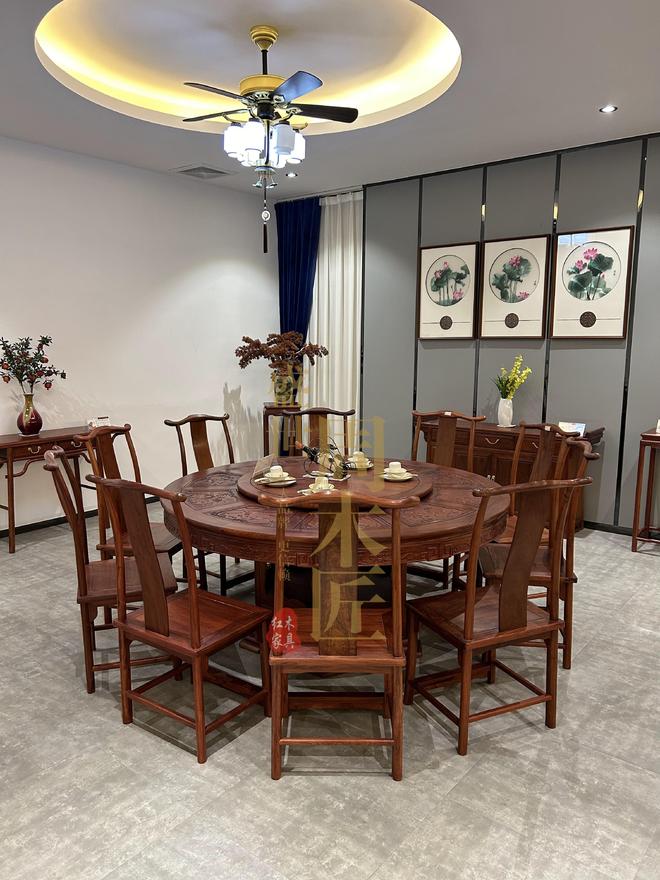 木匠：红木餐桌口碑之选CQ9电子平台盛世周(图2)